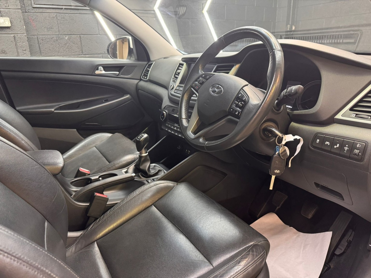 Used Hyundai TUCSON 2017 for sale - 77997248: Photo 37