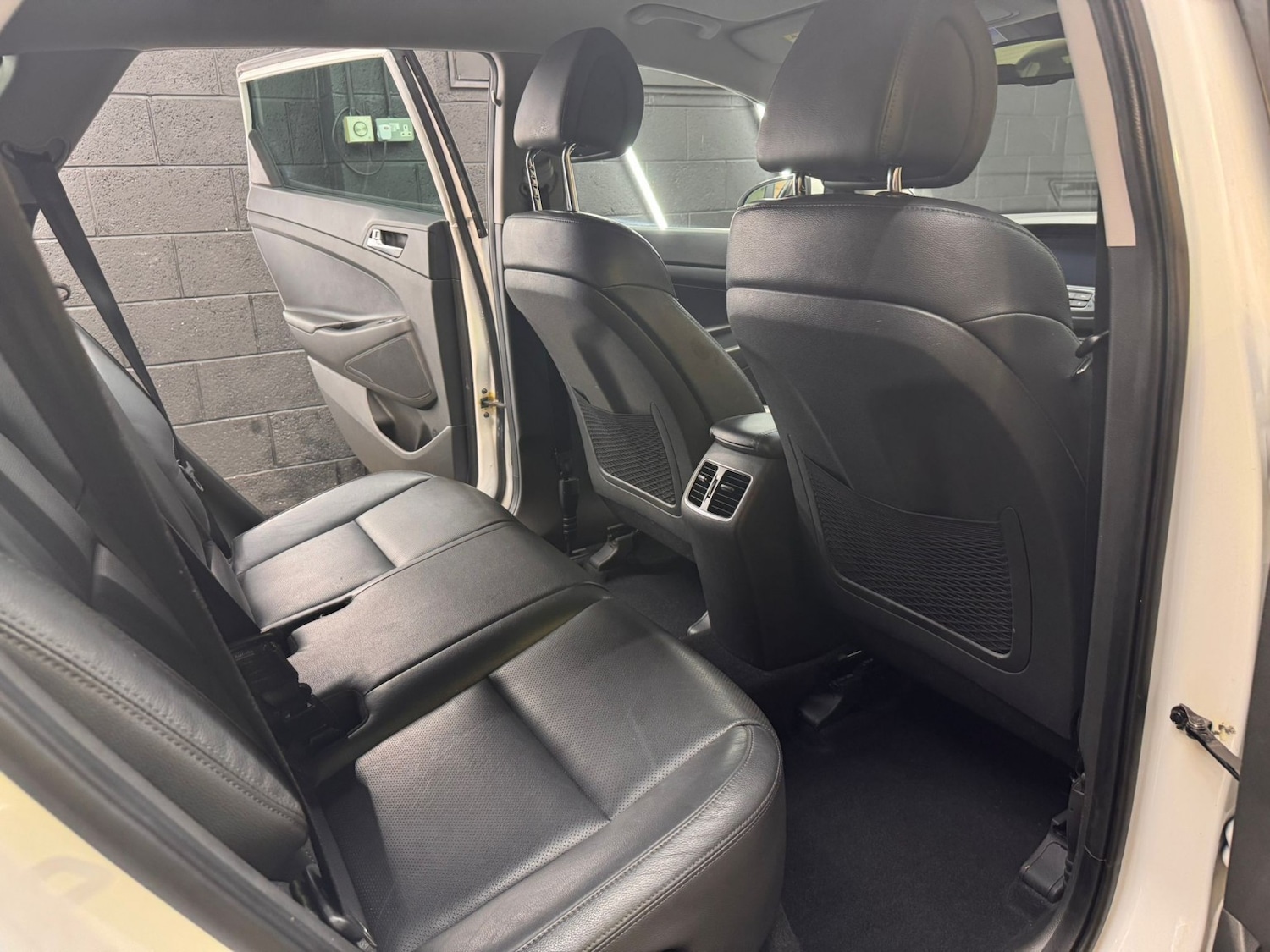 Used Hyundai TUCSON 2017 for sale - 77997248: Photo 51