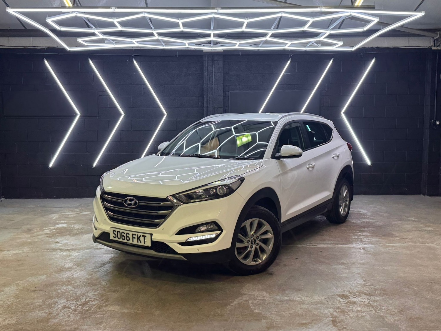 Used Hyundai TUCSON 2017 for sale - 77997248: Photo 54