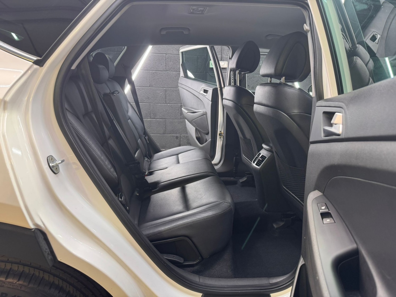 Used Hyundai TUCSON 2017 for sale - 77997248: Photo 56