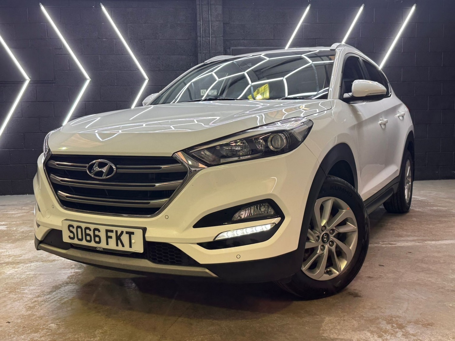 Used Hyundai TUCSON 2017 for sale - 77997248: Photo 8
