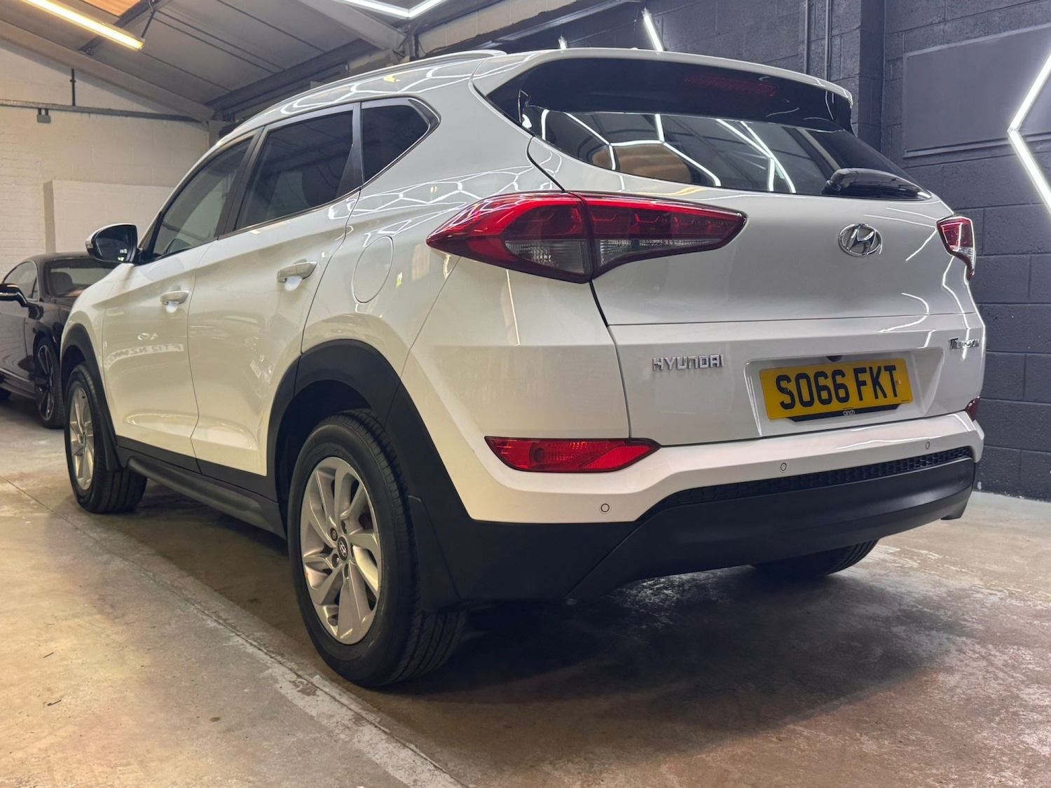 Used Hyundai TUCSON 2017 for sale - 77997248: Photo 9