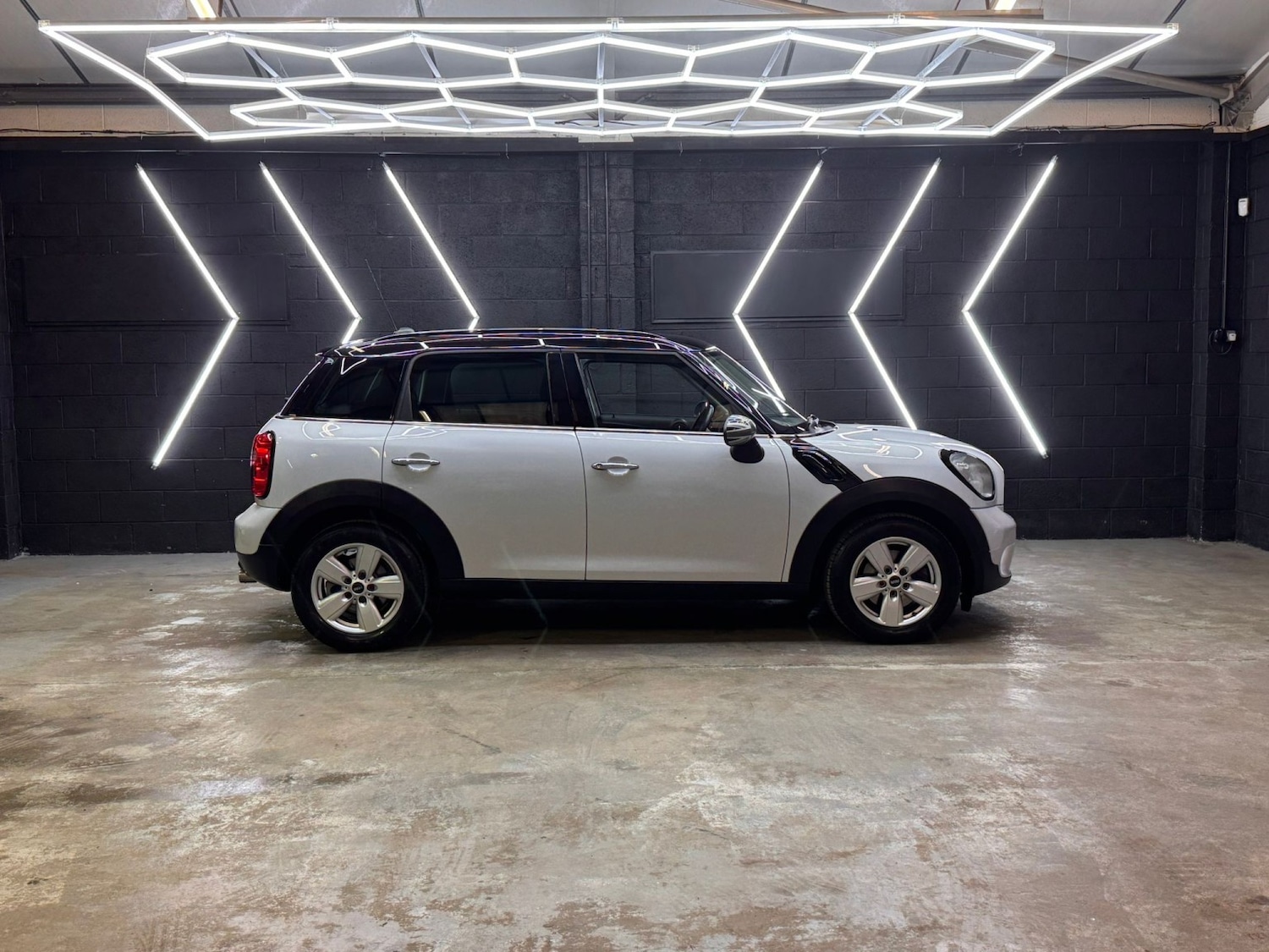 Used MINI Countryman 2014 for sale - 78105963: Photo 24