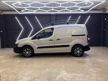 Used Peugeot Partner 2016 for sale - 78459626: Photo