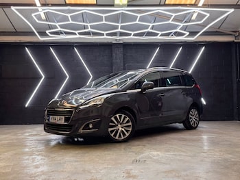 Used Peugeot 5008 2014 for sale - 79033196: Photo