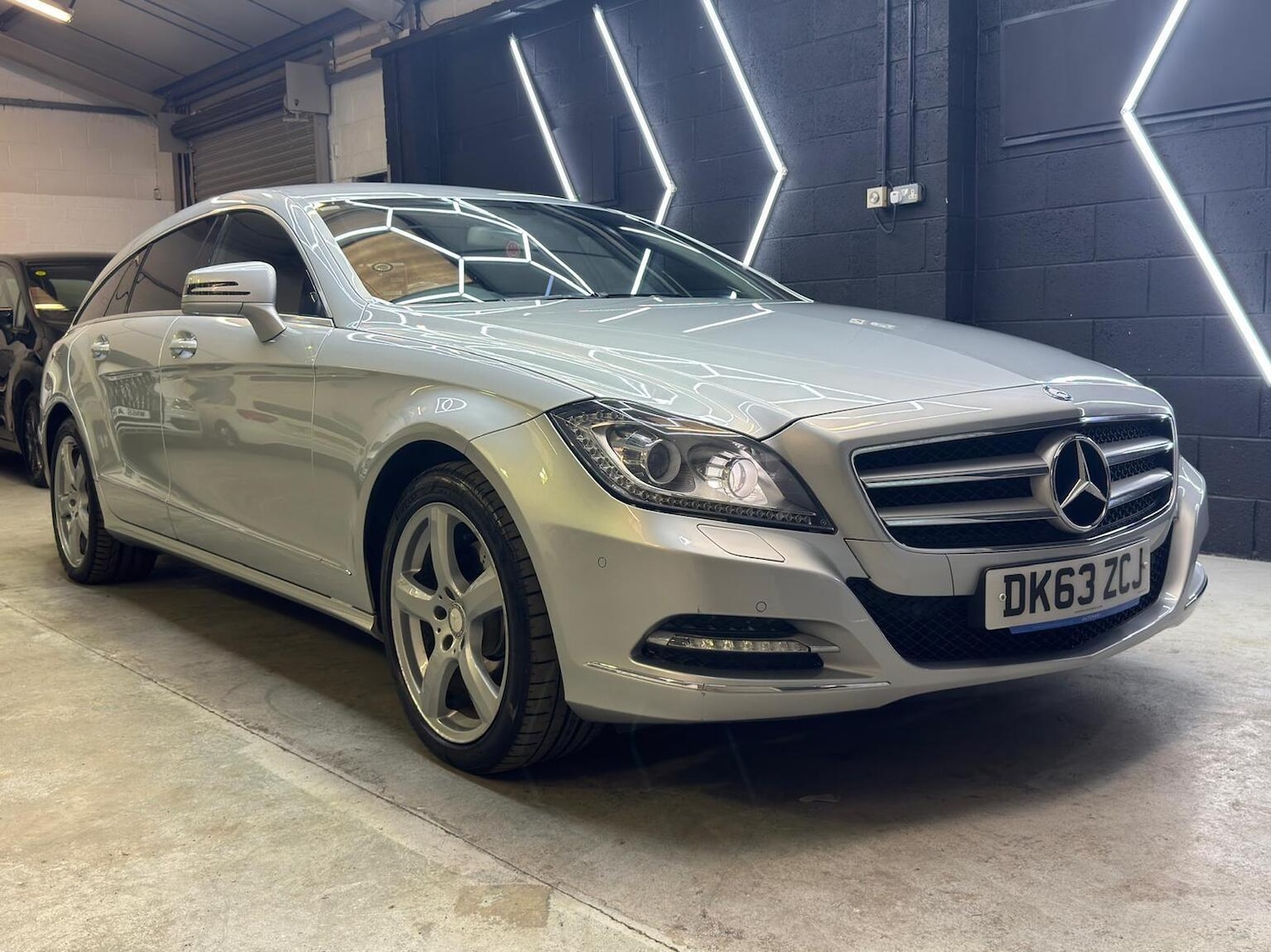 Used Mercedes-Benz CLS 2013 for sale - 76793394: Photo 28