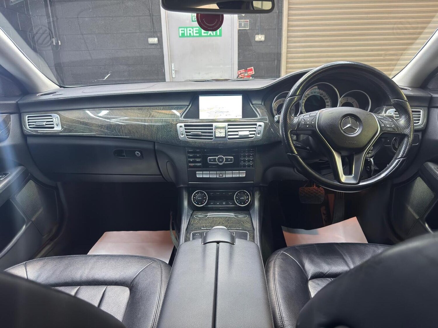 Used Mercedes-Benz CLS 2013 for sale - 76793394: Photo 30