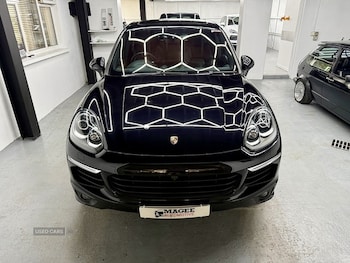 Used Porsche Cayenne 2018 for sale - 79472548: Photo