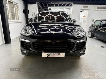 Used Porsche Cayenne 2018 for sale - 79472548: Photo