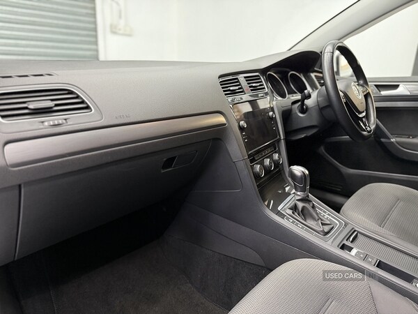 Used Volkswagen Golf 2019 for sale - 77525432: Photo 20