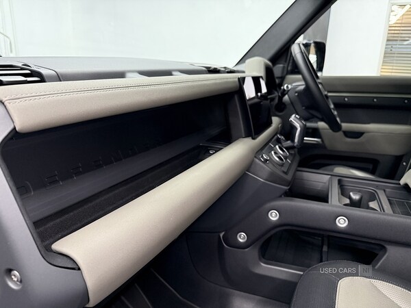 Used Land Rover Defender 2022 for sale - 77626763: Photo 30