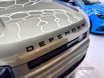Used Land Rover Defender 2022 for sale - 77626763: Photo