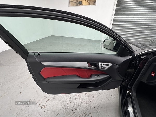 Used Mercedes-Benz C Class 2012 for sale - 76153405: Photo 11