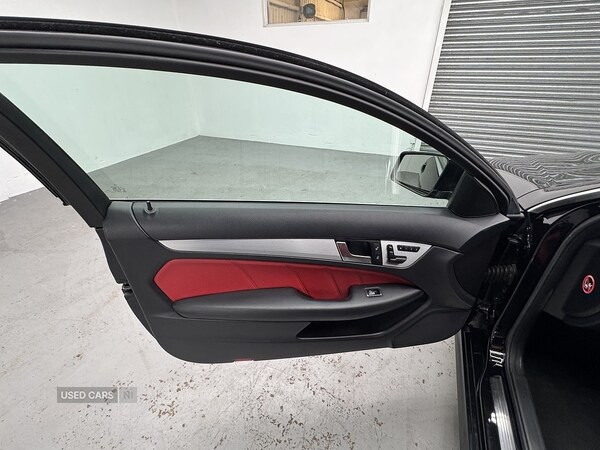 Used Mercedes-Benz C-Class 2012 for sale - 76153405: Photo 11
