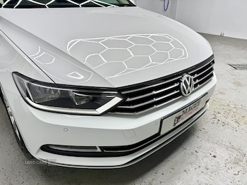 Used Volkswagen Passat 2016 for sale - 76085922: Photo 2