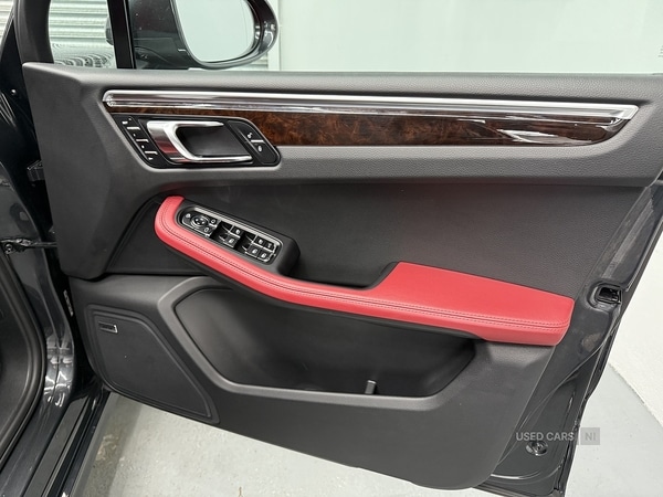 Used Porsche Macan 2017 for sale - 76308183: Photo 19