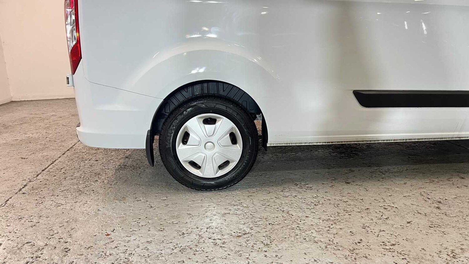 Used Ford Transit Custom 2021 for sale - 76170037: Photo 17