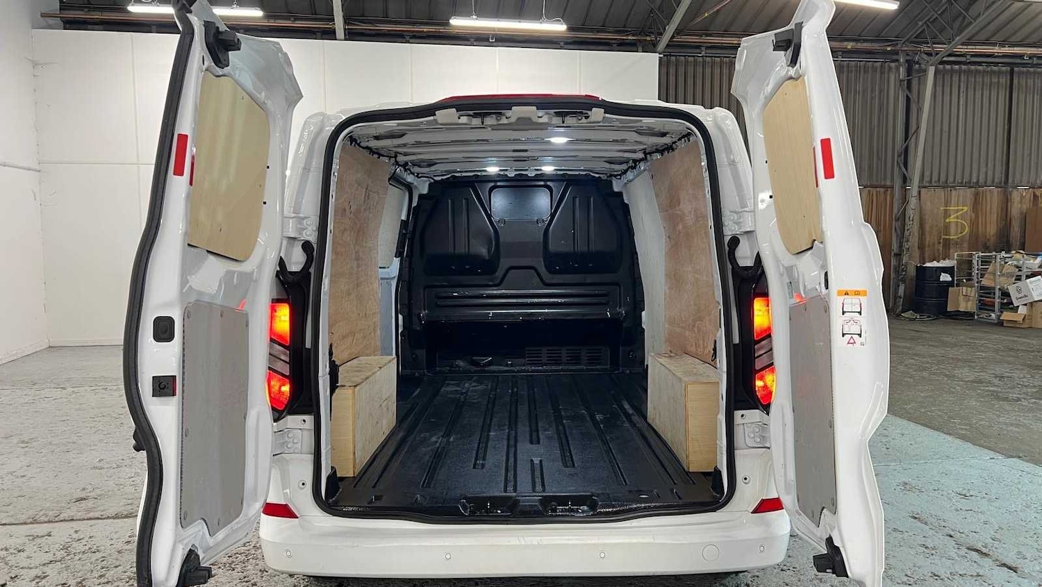 Used Ford Transit Custom 2024 for sale - 77787217: Photo 9