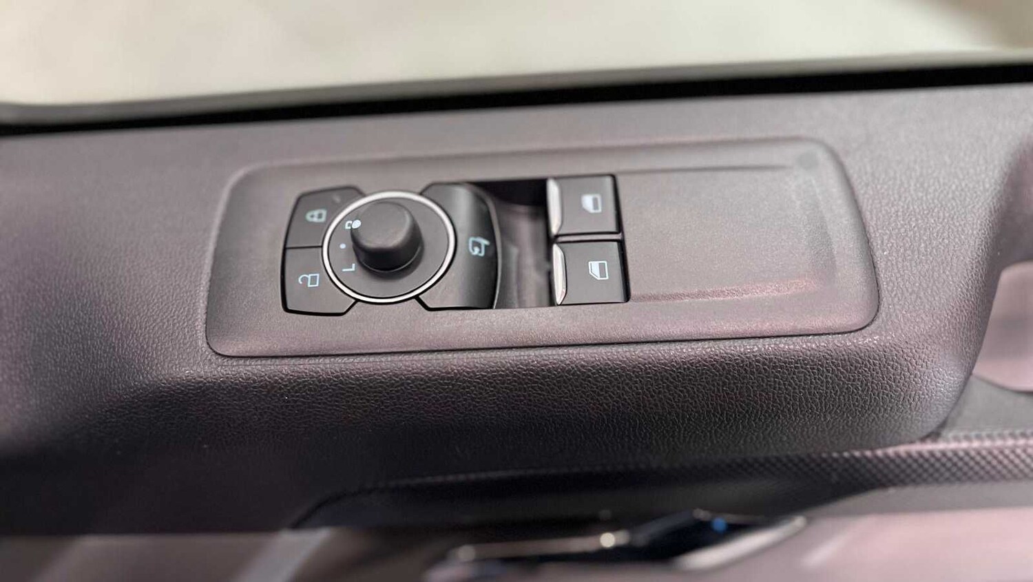 Used Ford E-Transit for sale - 76718236: Photo 27