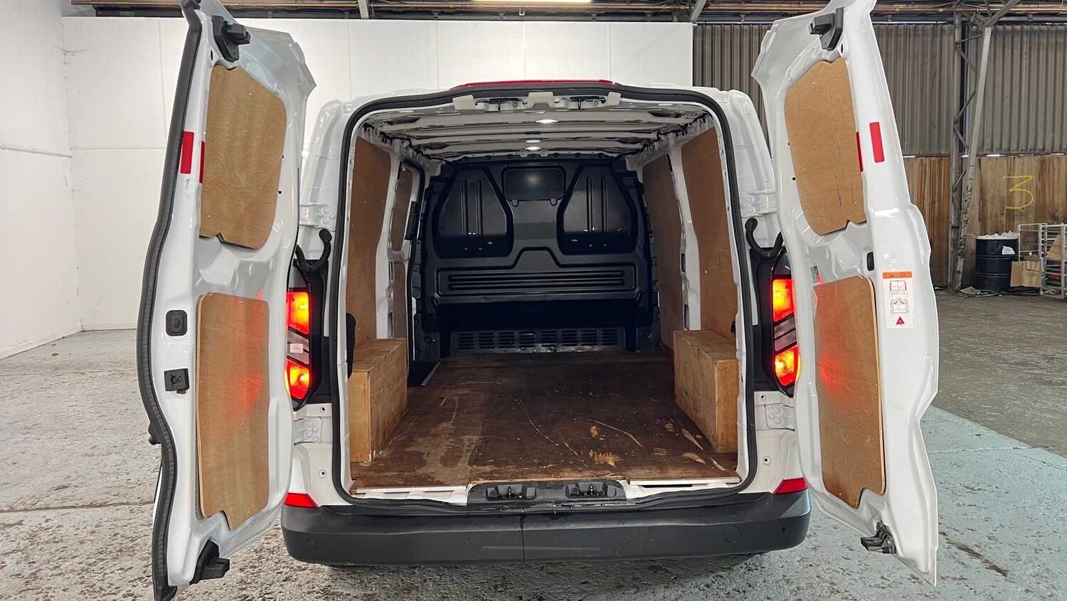 Used Ford Transit Custom 2024 for sale - 78024038: Photo 17