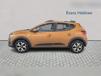 Used Dacia Sandero Stepway 2022 for sale - 78351895: Photo
