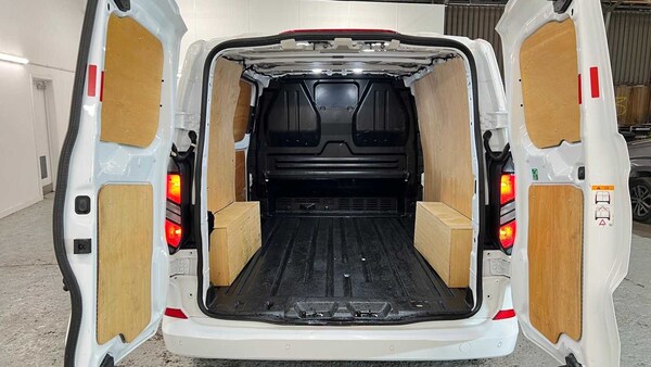 Used Ford Transit Custom 2024 for sale - 75626085: Photo 8