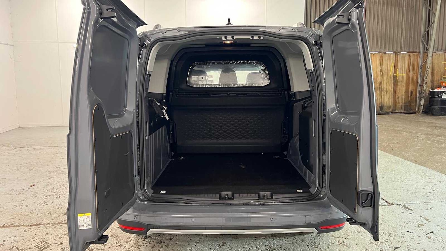 Used Ford Transit Connect 2025 for sale - 78010381: Photo 10