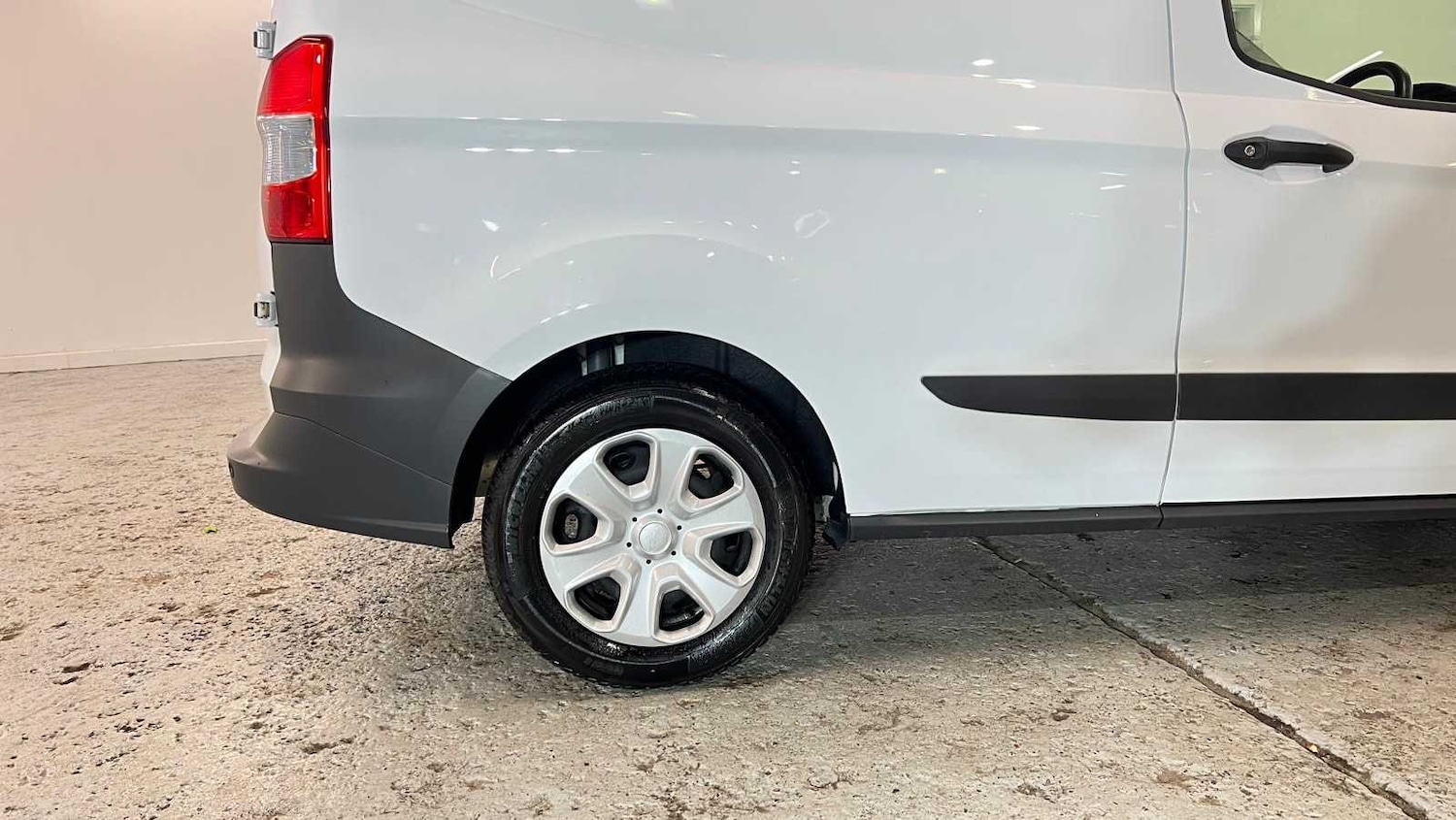 Used Ford Transit Courier 2022 for sale - 76390694: Photo 16