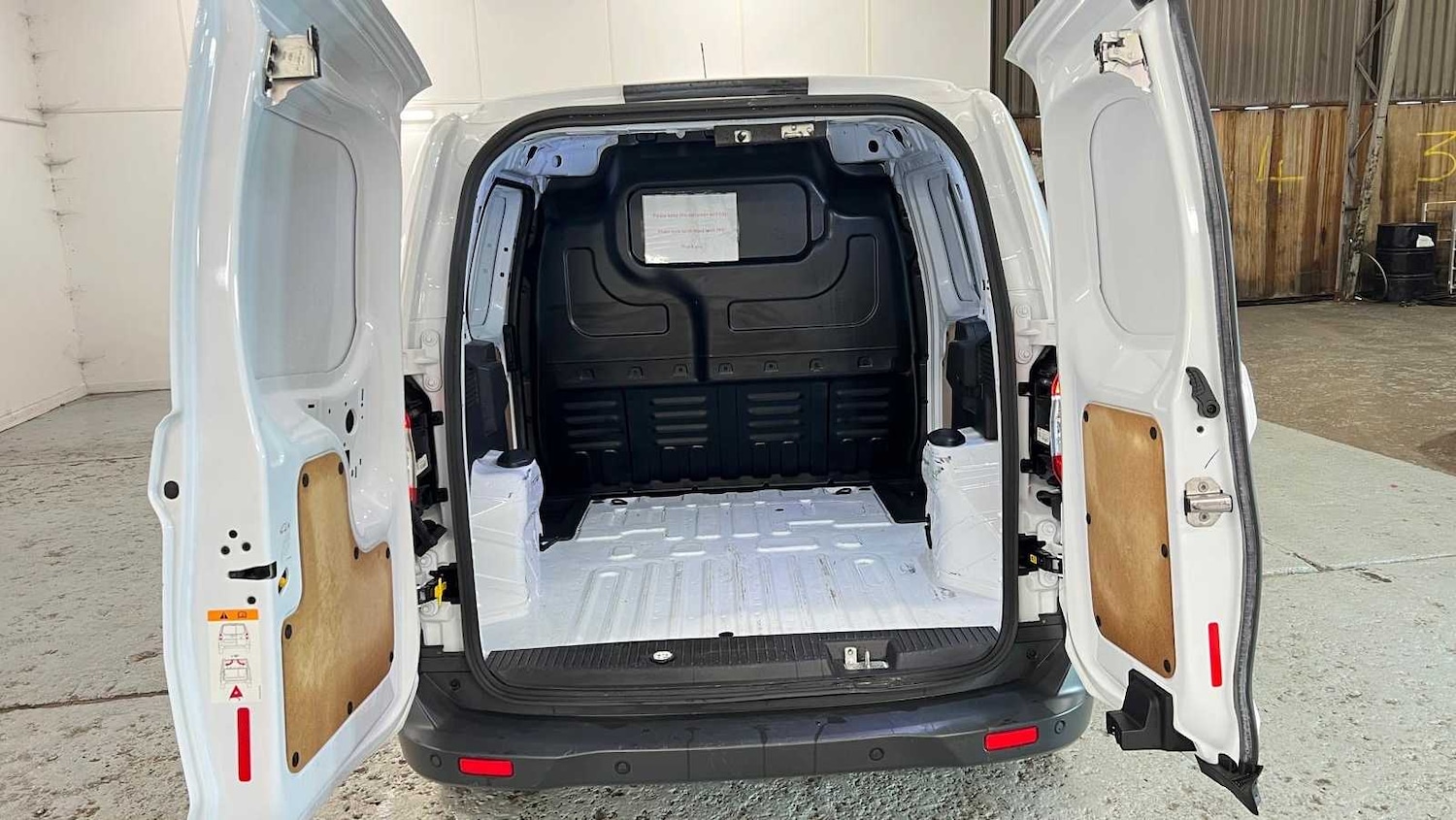 Used Ford Transit Courier 2022 for sale - 76390694: Photo 8