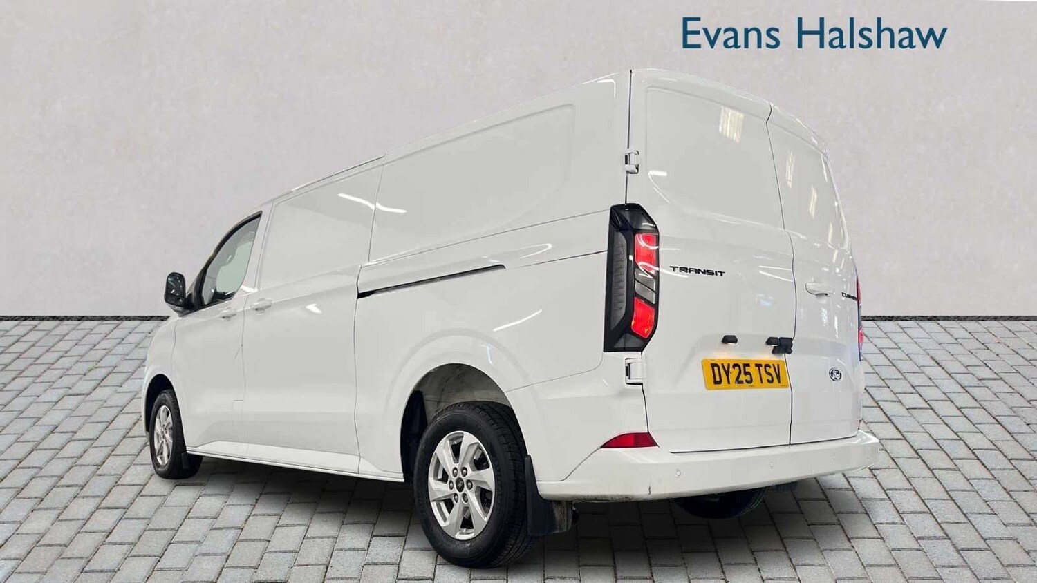 Used Ford Transit Custom 2025 for sale - 77928520: Photo 16