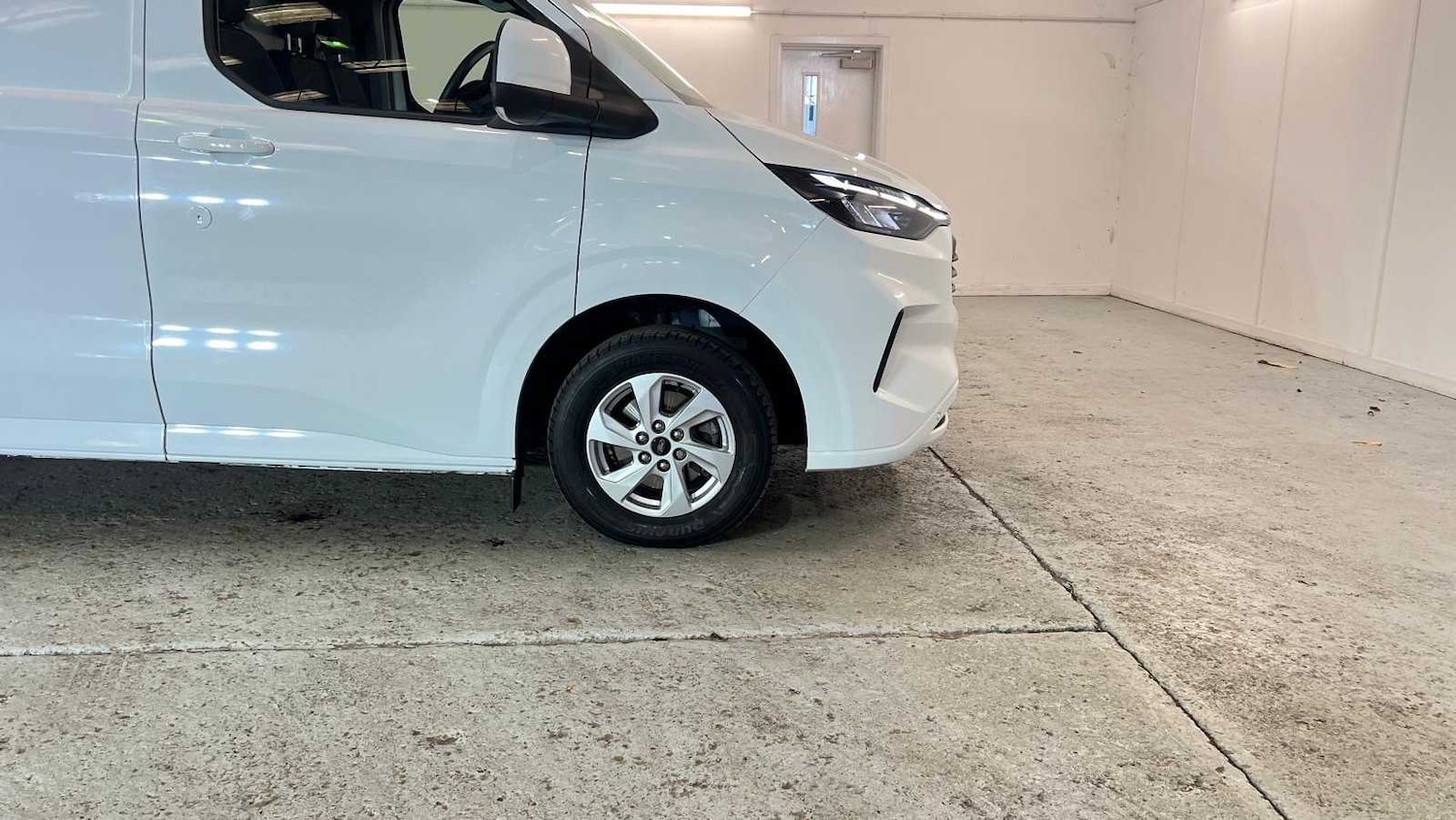 Used Ford Transit Custom 2025 for sale - 77928520: Photo 24