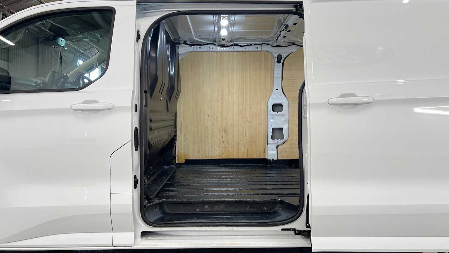 Used Ford Transit Custom 2025 for sale - 77928520: Photo 7