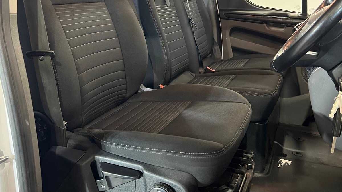 Used Ford Transit Custom 2020 for sale - 77943005: Photo 13
