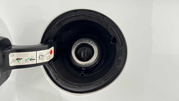 Used Ford Transit Courier 2018 for sale - 76298439: Photo 12