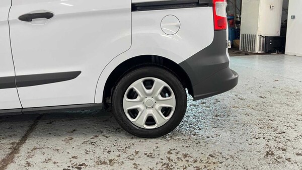 Used Ford Transit Courier 2018 for sale - 76298439: Photo 13