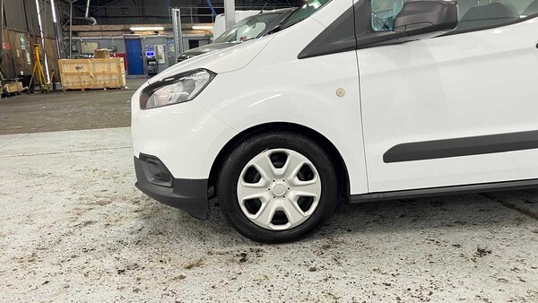 Used Ford Transit Courier 2018 for sale - 76298439: Photo 14