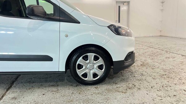 Used Ford Transit Courier 2018 for sale - 76298439: Photo 15