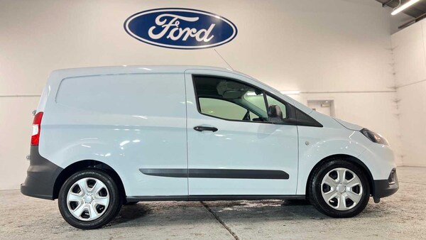 Used Ford Transit Courier 2018 for sale - 76298439: Photo 1