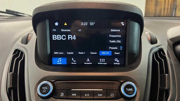Used Ford Transit Courier 2018 for sale - 76298439: Photo 21