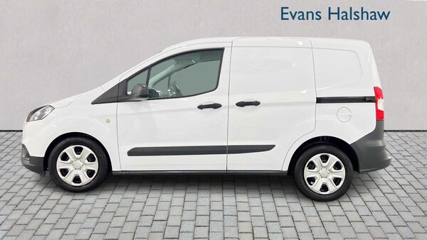 Used Ford Transit Courier 2018 for sale - 76298439: Photo 9
