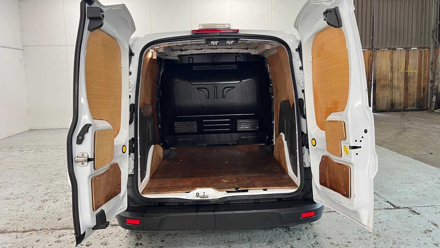 Used Ford Transit Connect 2021 for sale - 77787084: Photo 9