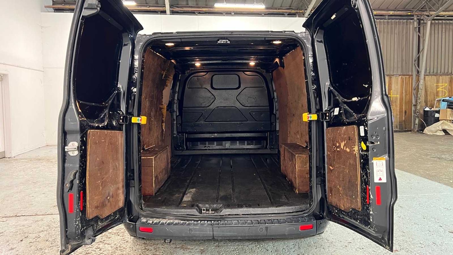 Used Ford Transit Custom 2020 for sale - 76774320: Photo 12