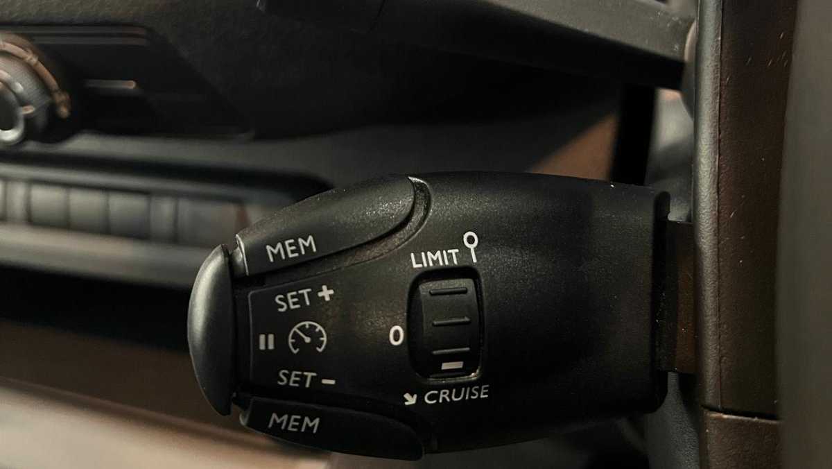 Used Vauxhall Vivaro for sale - 78118904: Photo 21