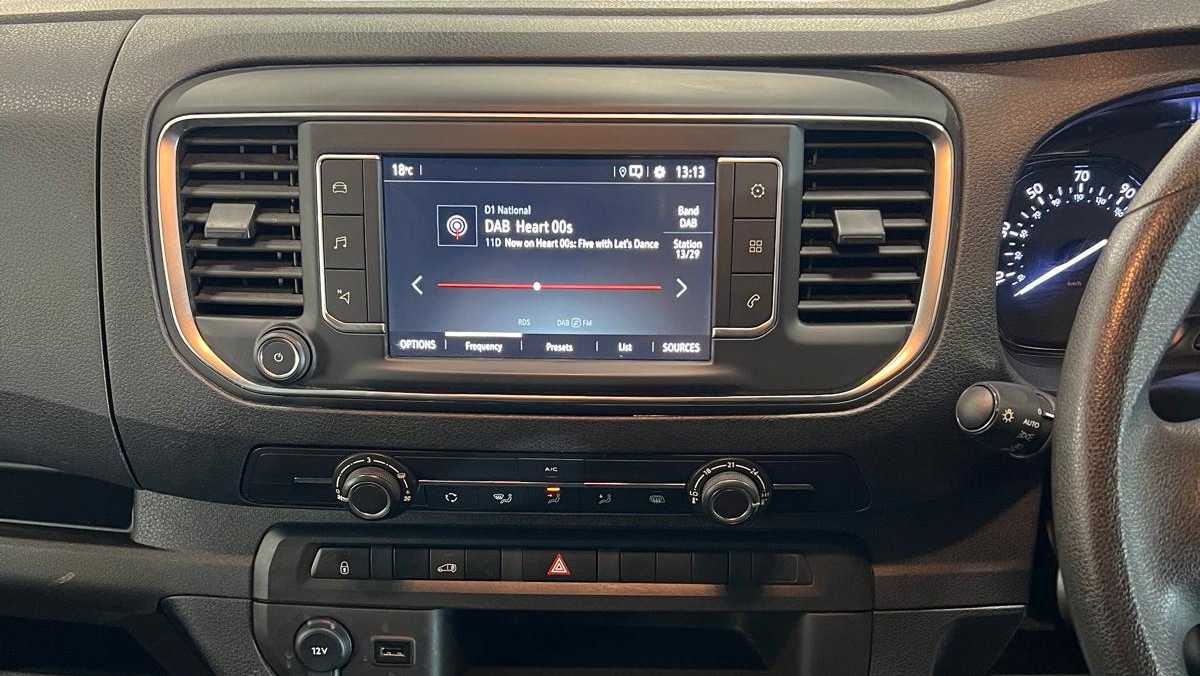 Used Vauxhall Vivaro for sale - 78118904: Photo 29