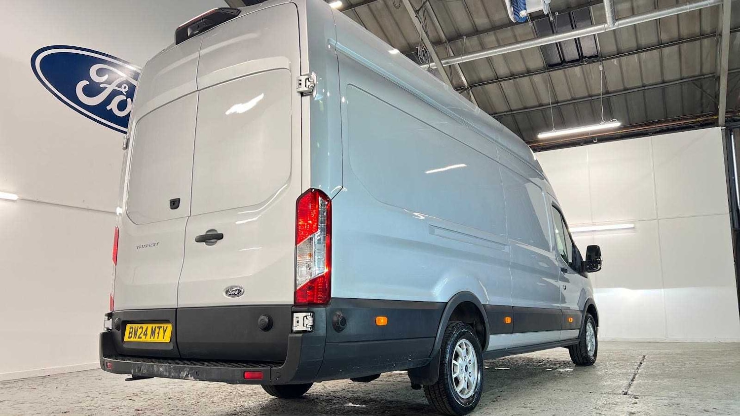 Used Ford Transit 2024 for sale - 77928823: Photo 10