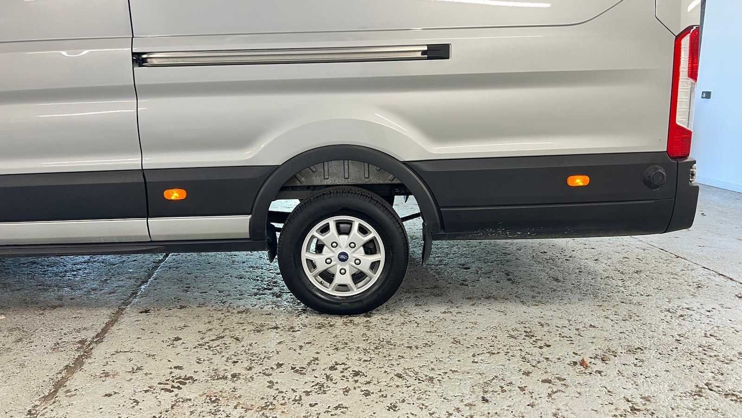 Used Ford Transit 2024 for sale - 77928823: Photo 17