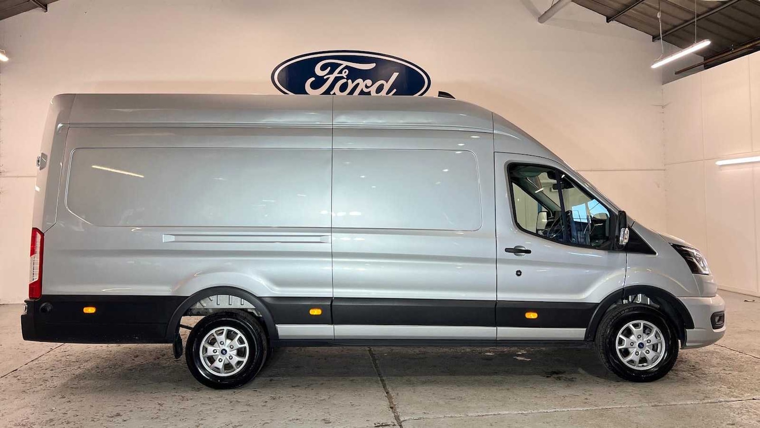 Used Ford Transit 2024 for sale - 77928823: Photo 4