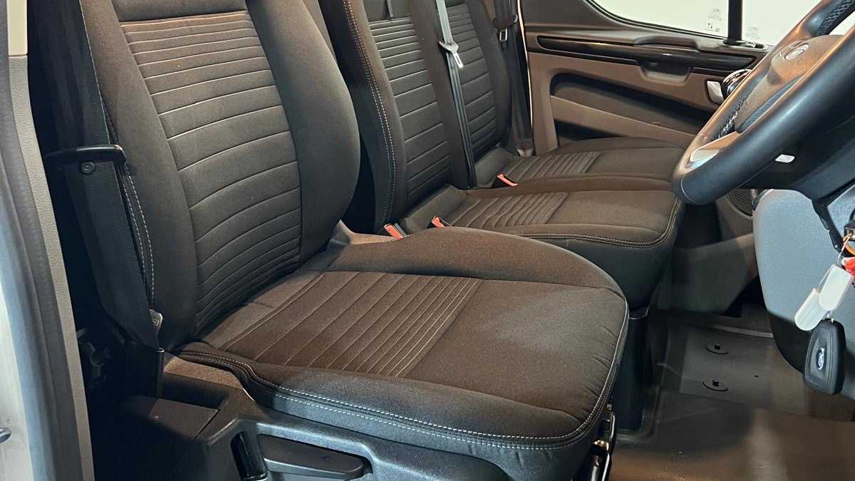 Used Ford Transit Custom 2023 for sale - 77914123: Photo 33