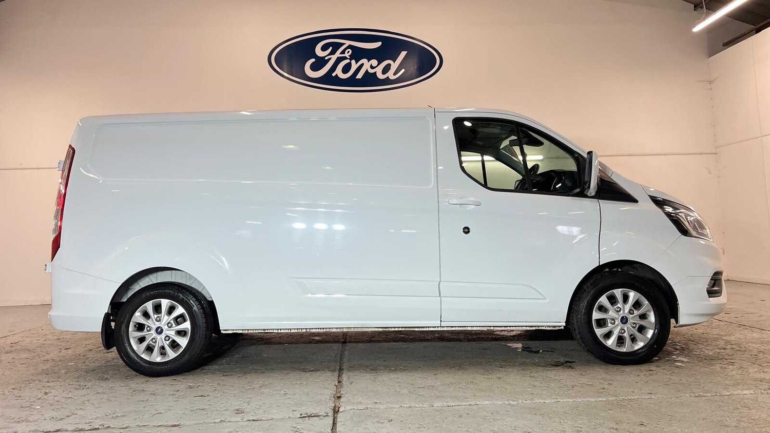 Used Ford Transit Custom 2023 for sale - 77914123: Photo 6