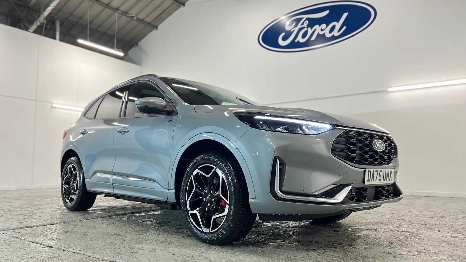 Used Ford Kuga 2025 for sale - 77553189: Photo 2